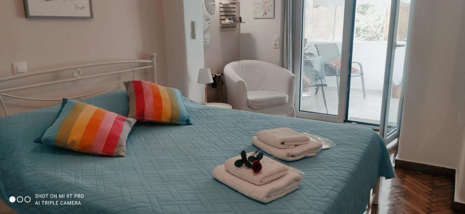 אתונה Golden Apartment In Victoria מראה חיצוני תמונה